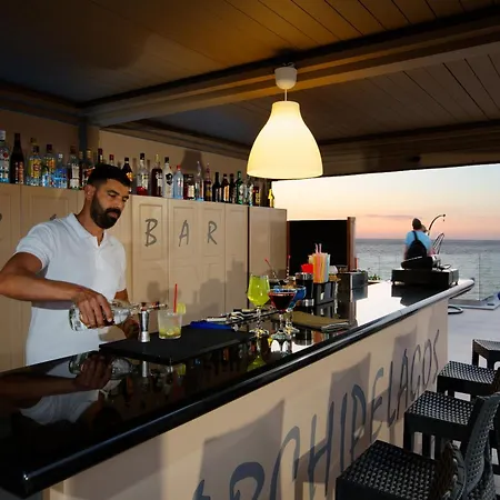 Archipelagos 4*