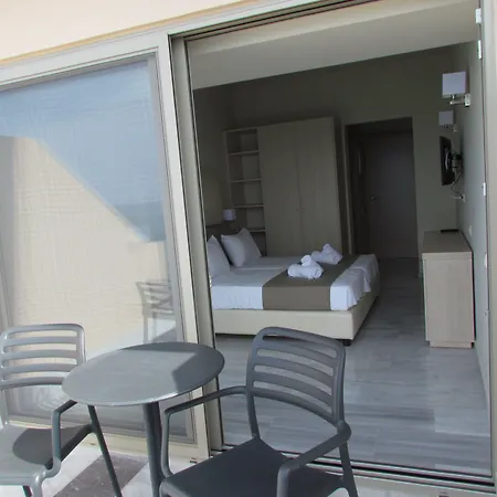 Archipelagos 4*