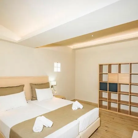 Archipelagos 4*