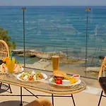 Ξενοδοχείο με διαμερίσματα Archipelagos 4*