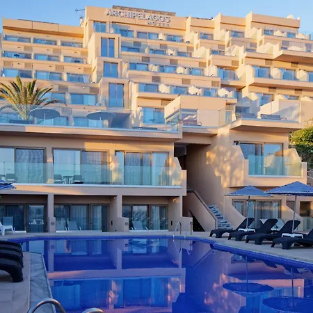 Archipelagos 4*